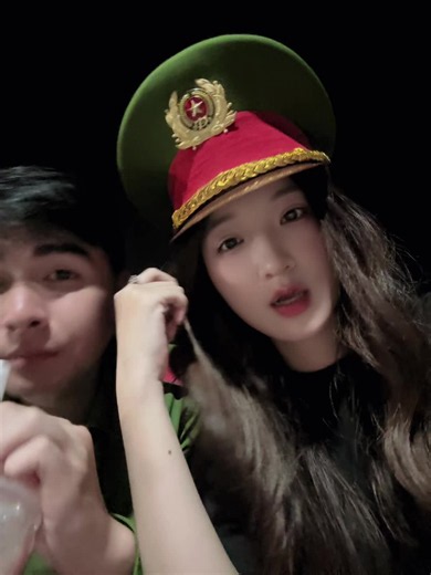 cô côn an và ng sa mạc @Van Toan