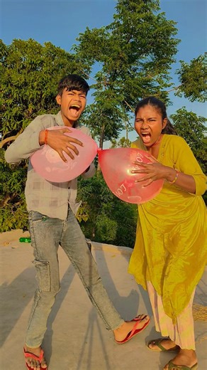 Daddy Solves Siblings Balloon Problem#shorts