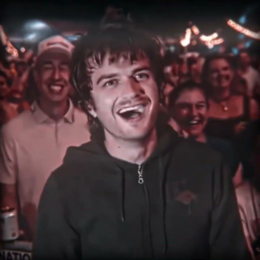 Joe Keery Got Arrested👮‍♀️- Sabrina Carpenter - Fendi 2