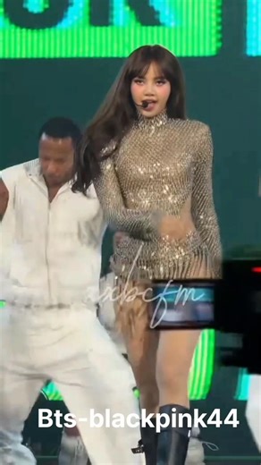 BTS To Blackpink reactions 🥰🎀 #lisa #jungkook #trending #viralshorts #bts #blqckpink 🎀🥰..83.g