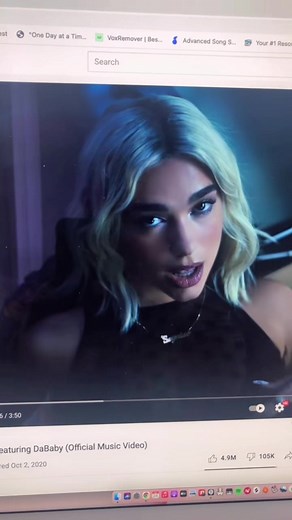 Dua Lipa - Levitating (Late 90s Remix) #dualipa #levitating #britneyspears #freebritney #remix #producer #producertok #producertips #musicproducer #valencemusicandremixes
