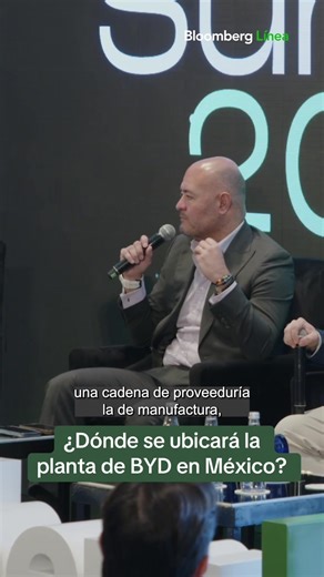 ⚡️🇲🇽 ¿Y la planta de BYD en México? Italia López, reportera corporativo para Bloomberg Línea preguntó sobre su posible ubicación al CEO de esta automotriz y esta fue su respuesta. Desde #BloombergLíneaSummit 2024. Más sobre lo que dijo en http://BloombergLinea.com #BYD #Automotriz #México #Inversiones #Negocios #Empresas #Automotriz #VE #VehículoEléctrico