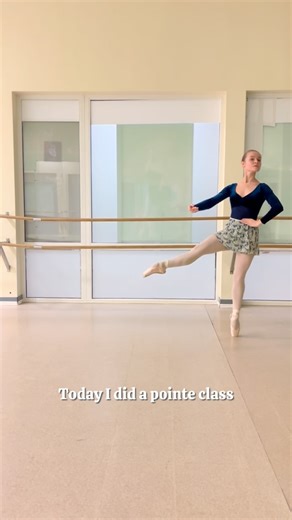 Teiksma Emanuēla | Professional dancer | Dance teacher | DAY 457: Pointe class🩰💃🏼 #ballerina #pointeshoes #poimteclass #pointework #balletclass | Instagram