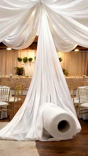 Déco mariage chic à petit prix : sublimez votre salle avec notre tenture blanche 100m #Mariage