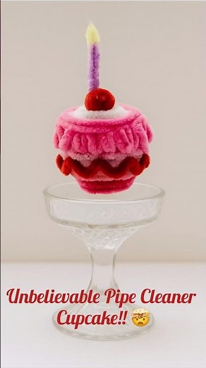 Adorable Pipe Cleaner Cake Craft | Easy DIY Idea #diy #pipecleanercrafts #chenillestems #diycupcakes