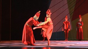 28K views · 3.3K reactions | Today we celebrate the premiere of Ninette de Valois' ballet Checkmate on this day in 1937. It had quite a cast which included Margot Fonteyn, Frederick Ashton and Michael Somes. Here, reprising the roles originally danced by Pamela May and Robert Helpmann, are former Principal Jenna Roberts and First Soloist Jonathan Payn, filmed during a rehearsal in 2012. | Birmingham Royal Ballet | Facebook