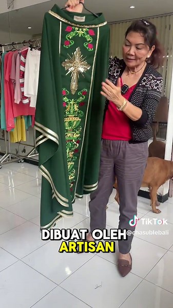 Beautiful Green Chasuble: Unique Design from Bali