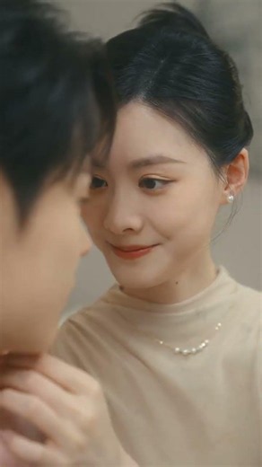 她曾是法庭上讓對手聞風喪膽的律政女王，如今卻為了天價醫藥費，把自己"賣"給了豪門私生子！#大女主 #短劇 #drama #multisub #复仇