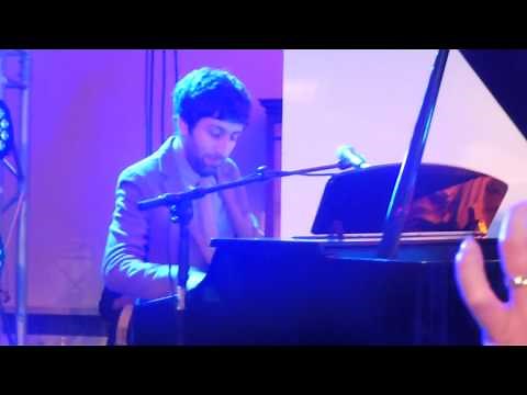 Simon Helberg playing piano - EIFF 2014