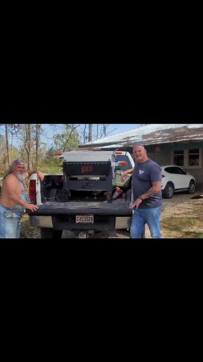 #@LoCo Cookers crawfish Bruce Mitchell Swamp People serpent invasion alligator | Bruce Mitchell