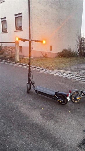 Exploring the Ninebot G2 Max Features