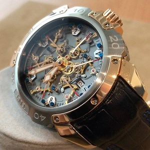 Pierre DeRoche TNT Royal Retro Gold www.watches-news.com | The Watches Magazine