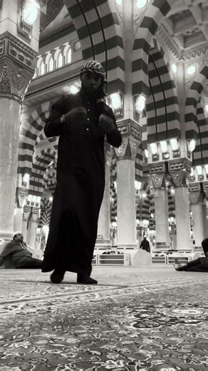 The Power of Faith in Medina: A Journey of Strength