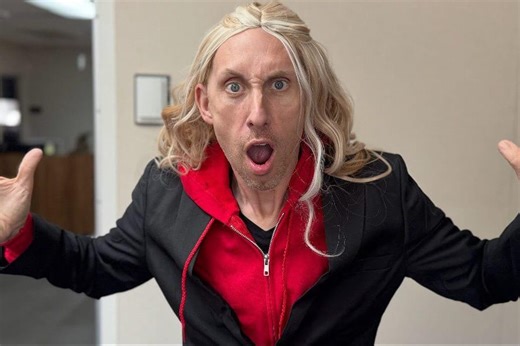 WNBA doppelganger turning heads at the finals