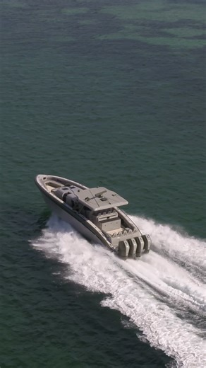 Power you can feel in a 52' Vitesse 💪🏽 #midnightexpressboats | Midnight Express Powerboats