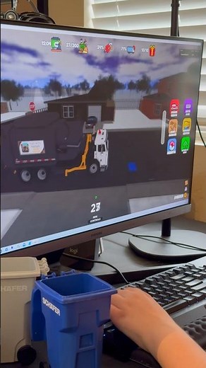 Playing ‘Collect Garbage For Fun’ on Roblox! #roblox #robloxgames #gaming