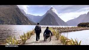 131 morts, 413 blessés. Les attentats du 13 novembre 2015 sont les plus meurtriers que la France ait connus. Lors de ces attaques terroristes coordonnées au stade de France, sur les terrasses des cafés de l’Est parisien et au Bataclan, le pays a connu l’horreur. Mais une fois l’émotion nationale passée, que deviennent les victimes ? Depuis 5 ans, dans l’ombre, toutes essaient de se reconstruire. Un travail long et douloureux à la hauteur du traumatisme qu’elles ont vécu. 📌 RDV ce dimanche dès 1