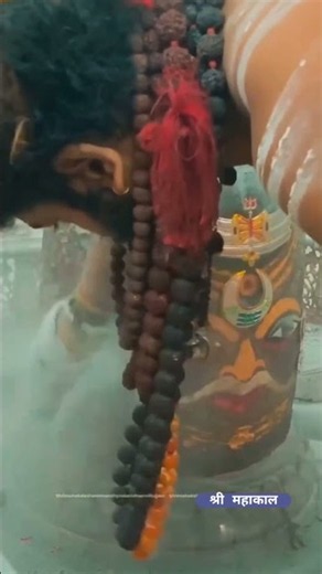 कर्पूरगौरं करुणावतारं 🕉 Mahakal ki Aarti 🔱 हर हर महादेव #mahakal​ #ujjain​ #shorts #trending #viral