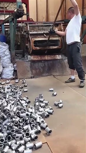 Recycling process of waste three-way pipes