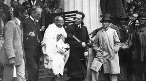 Gandhi visited Shakha in 1947, applauded RSS workers' absense of divisive feelings: Mohan Bhagwat