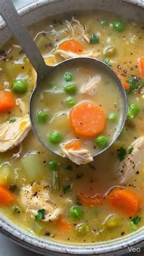 🍲 Creamy Chicken Vegetable Soup
