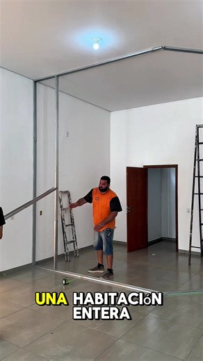 ¿Construir una habitación nueva sin escombros ni polvo? 🤯 Te enseño cómo transformamos este espacio en solo 3 días usando construcción en seco. 🛠️ Levantamos toda la estructura metálica desde cero, instalamos las placas de drywall y hasta armamos un mostrador a medida sin manchar ni una gota de pintura. Rápido, súper limpio y la mejor opción para dividir espacios o hacer remodelaciones en casa sin estrés. ¿Qué te parece el resultado final? Del 1 al 10, ¿cuánto le das a este trabajo? Te leo en 