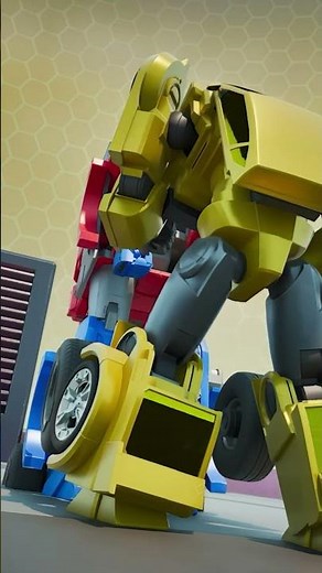 Optimus Prime VS Bumblebee | Transformers: CYBERWORLD | Transformers HQ