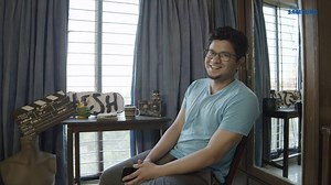 906K views · 630 shares | This time, we visited the talented artist & filmmaker Nuhash Humayun’s place and got to know that he is using the Samsung Galaxy Note8! Watch us chat about his recent work and more! #GalaxyNote8 | Samsung | Facebook