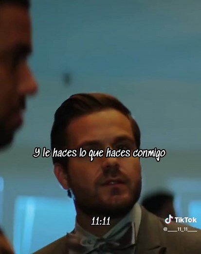 Aullando como Loba - Romeo Santos, Wisin y Yandel