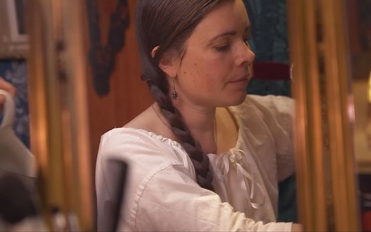 【Moonlight Cottage ASMR】与我一起变得虚幻（头发和皮肤护理常规）