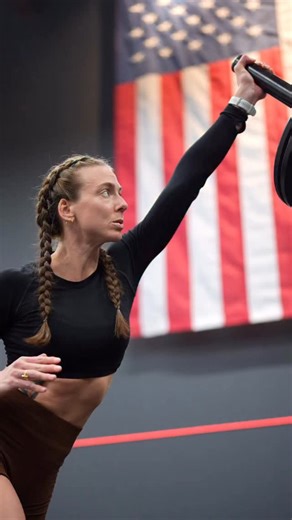 Strong but stiff is still a red flag. If your strength numbers keep climbing but your body feels tighter, heavier, and less capable outside the gym, that’s not progress - it’s a warning sign ⚠️ Strength without usable range doesn’t build control, It builds compensation 🫤 And compensation always shows up later as joint pain, tweaks, or plateaus. Real strength should: • expand your movement options • improve your coordination • make daily life feel easier - not more restricted If your training on