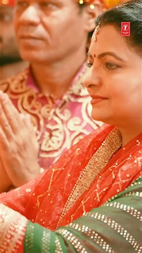 3.5K views · 20K reactions | 杖✨ This Deepawali, light up your home with the divine glow of “Om Jai Lakshmi Mata Aarti”  #OmJaiLakshmiMata @triptishakya #ArunPaudwal #TraditionalDevotional #LakshmiMata #DeepawaliSpecial #DiwaliBhajan #DevotionalSong #BhaktiBhajan #JaiMaaLaxmi #LaxmiMata #StayTuned #TSeriesBhaktiSagar  | Bhakti Sagar | Facebook