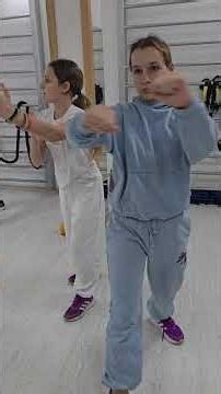 1-Месечна Винг Чун Трансформација на 8 Ученици