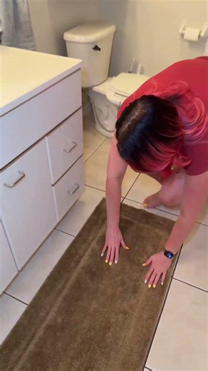 These bath mats come in so many different colors too IM HOME DIRECT #bathroom