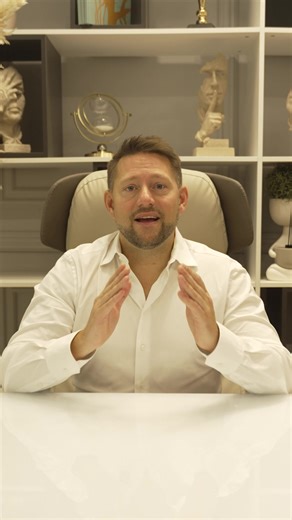 IMPORTANT: Private health insurance is only possible from an annual gross salary of €75,000. You are an expat from South Asia and have questions about the health insurance system in Germany? We have already helped more than 1,400 expats all across Germany — especially professionals from India, Bangladesh, and Pakistan — to understand the German health insurance system and save several hundred euros per month. In the free Expat Health Insurance Guide, you will learn: - Public vs. private health i