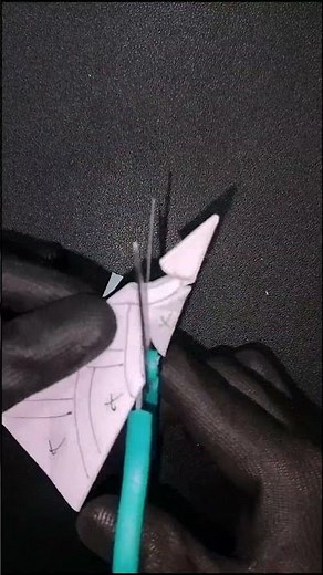 DIY paper snowflke cutting❄️ paper craft #shorts #snowflakes #viralshort #reels #papercraft #diy