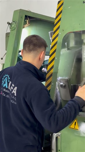 We grind the profiles of gears ⚙️ #gear #machine #profilegrinding #geargrinding