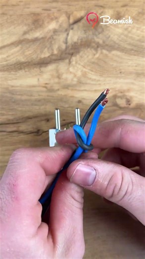 How to Connect Wires in a Power Plug #diy #wireconnection #plug #trick