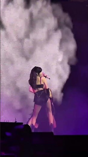 Pink Venom performance showcases BLACKPINK’s fierce charisma #jennie #blackpink #jisoo #lisa #rose