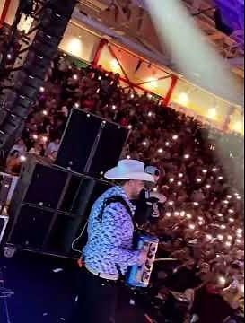 Grupo Firme - El Tóxico #concert #grupo #grupofirme #toxico #carinleon