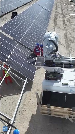 Robot installs photovoltaic modules in Xinjiang