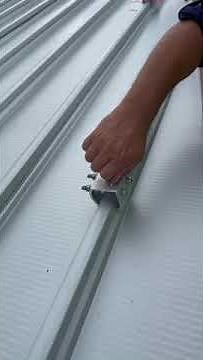 Installing Solar on a Clip-Lock Roof – Clenergy Universal Bracket ⚡🏗️