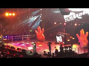 Westside Connection -Bow Down (live) at Staples Center.