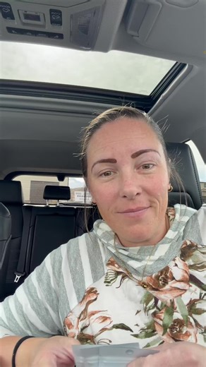 The Essence Ring has been the best for my day-to-day tasks. It’s simple, discreet, and easy to wear wherever I go — just a small addition that makes a big difference in how I feel throughout the day. #Aromatherapy #EssentialOilLove #EssenceRing