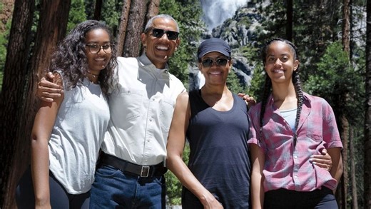 3 Things to Know About Barack and Michelle Obama's 2 Daughters