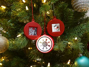 New Learn Guide! Gizmo Ornaments with Circuit Playground