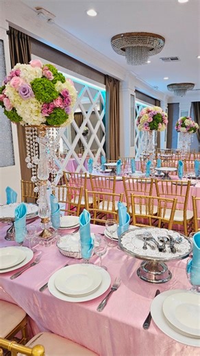 Serving Los Angeles and surrounding areas 🌸🌸🌸🌸🌸 Reserve your date in advance 📅 Reserva tu fecha con anticipación By @blossombloomsevents #underthesea #mermaid #babyshower #focalpoint #balloondecor Floral centerpieces by @blossombloomsflorist We specialize in *CANDY TABLES *Full set up with treats and candies or just set up *BALLOON DECOR *FLORAL DESIGNER *Flowers centerpieces *Main table *Cake and gift table decor *Backdrops *Custom sings PARTY RENTALS PRODUCTS ⬇️ *Linen *Napkins *Napkins 