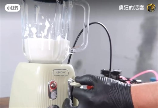 When TOYAN V8 Engine Roars… to Make Your JUICER? TOYAN V8 : http://bit.ly/46sjx3B #EnginePowered #TOYANV8 #innovations #V8 #Engine #Model #DIY | Enginediy.com