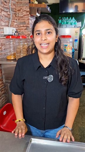 vision express offcial on Instagram: "ಇವರು ಅತಿ ಕಡಿಮೆಯಲ್ಲಿ ಟೀ ಫ್ರಾಂಚೈಸಿ ಕೊಡುತ್ತಿದ್ದಾರೆ. Tee franchise available in Bangalore. #foodblogger #foodie #temple #viral"