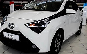 4万！2023款丰田Aygo终于来了！搭1.4T+5速CVT，新车比本田飞度还漂亮